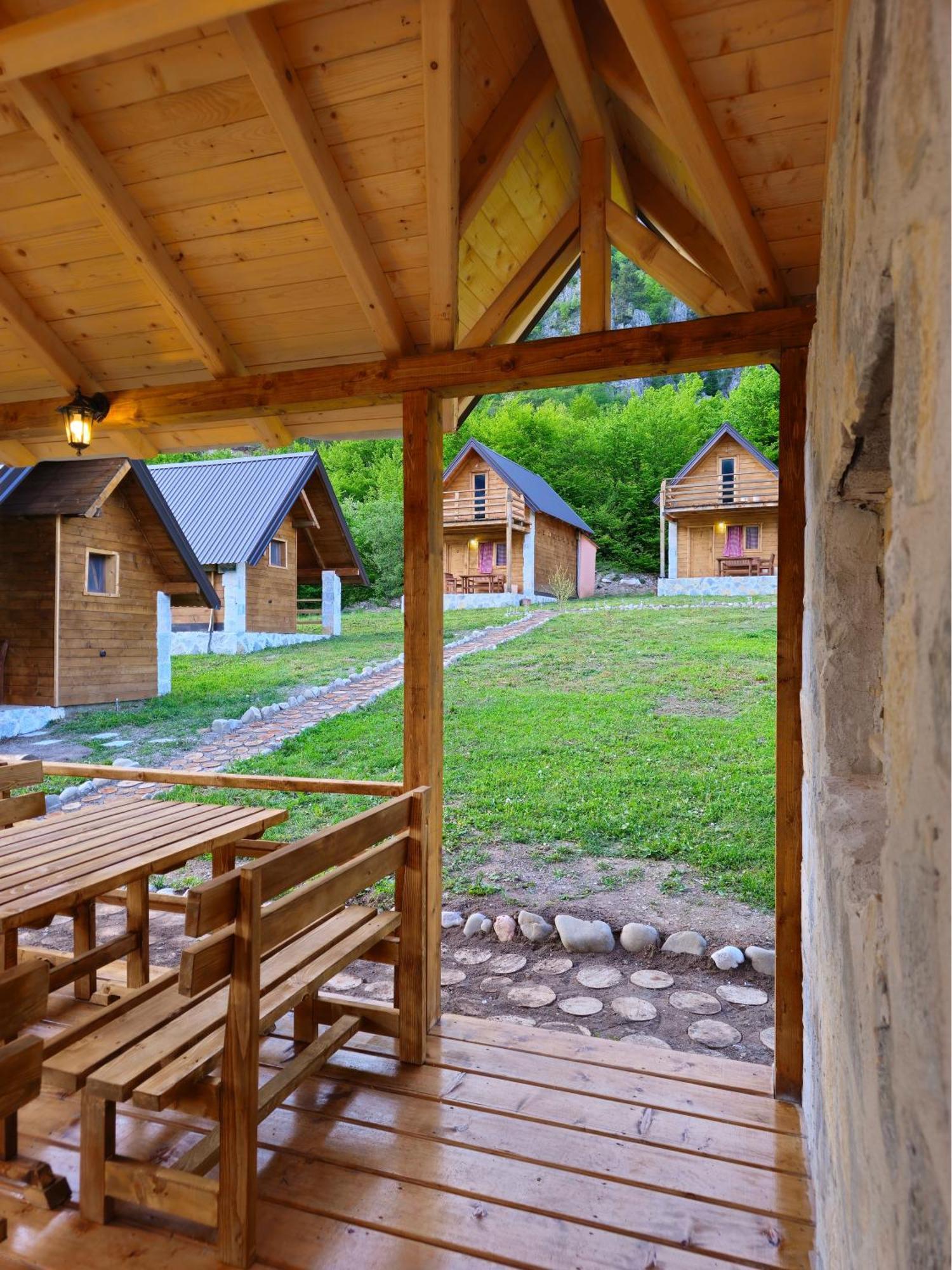 Ethno Star Bojovic Guest House Gusinje Luaran gambar
