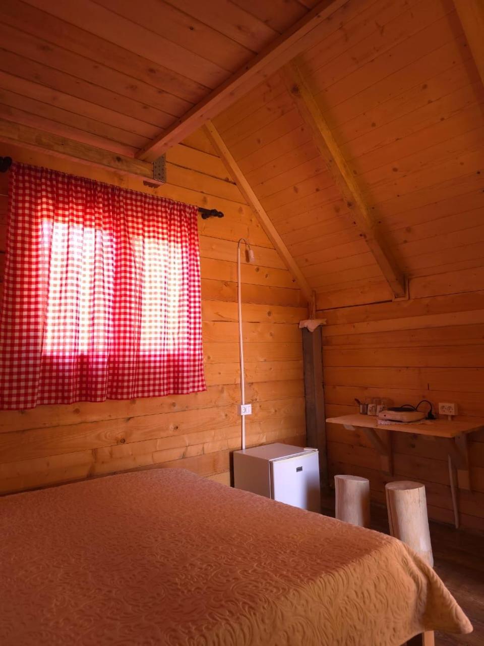 Ethno Star Bojovic Guest House Gusinje Luaran gambar