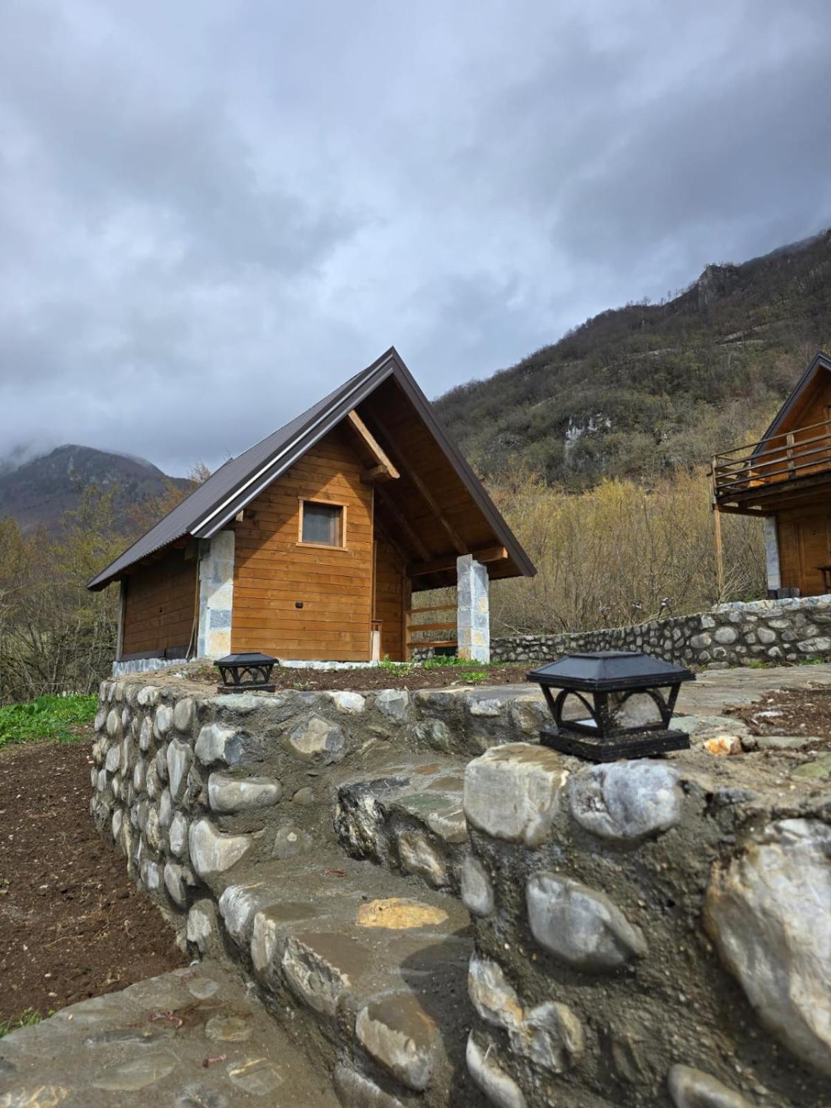 Ethno Star Bojovic Guest House Gusinje Luaran gambar