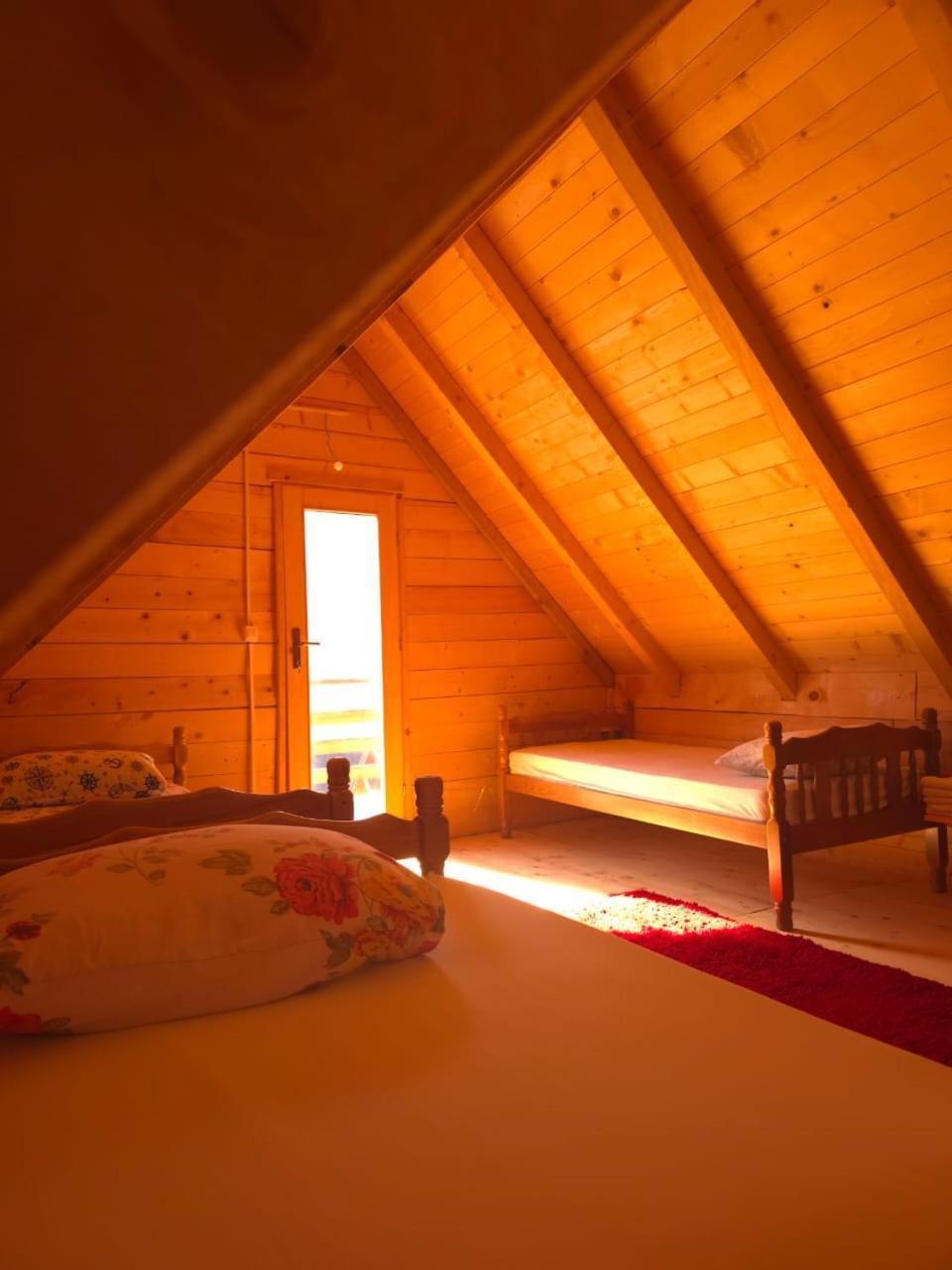 Ethno Star Bojovic Guest House Gusinje Luaran gambar